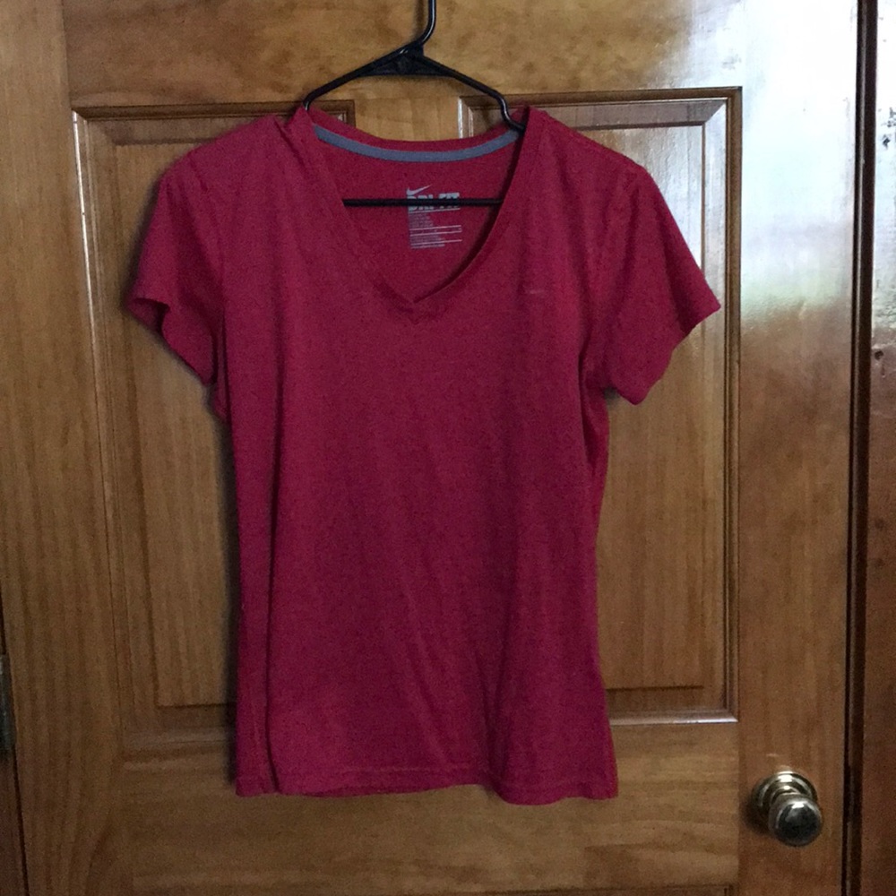 Red dri fit tee